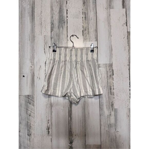 Forever 21 shorts size XSMALL - Picture 1 of 5